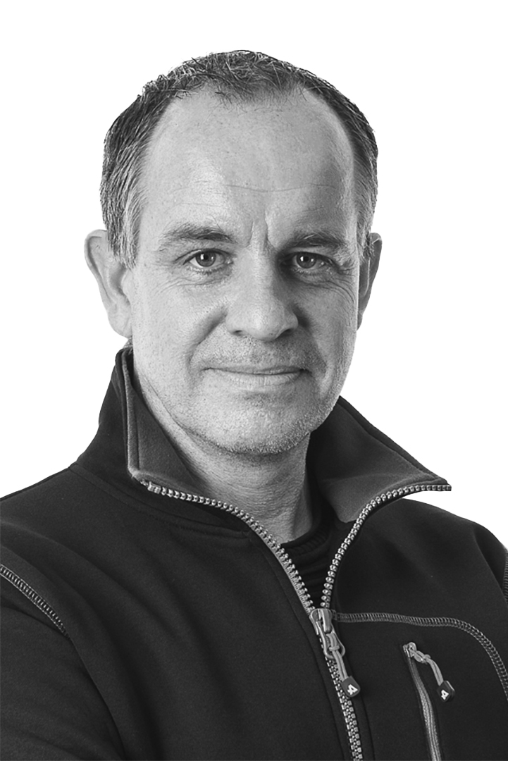 Portrætfoto i sort/hvid af Ulf Hermansson ansvarlig for Bläster / Utrustning hos Industrisand - Stonewalk